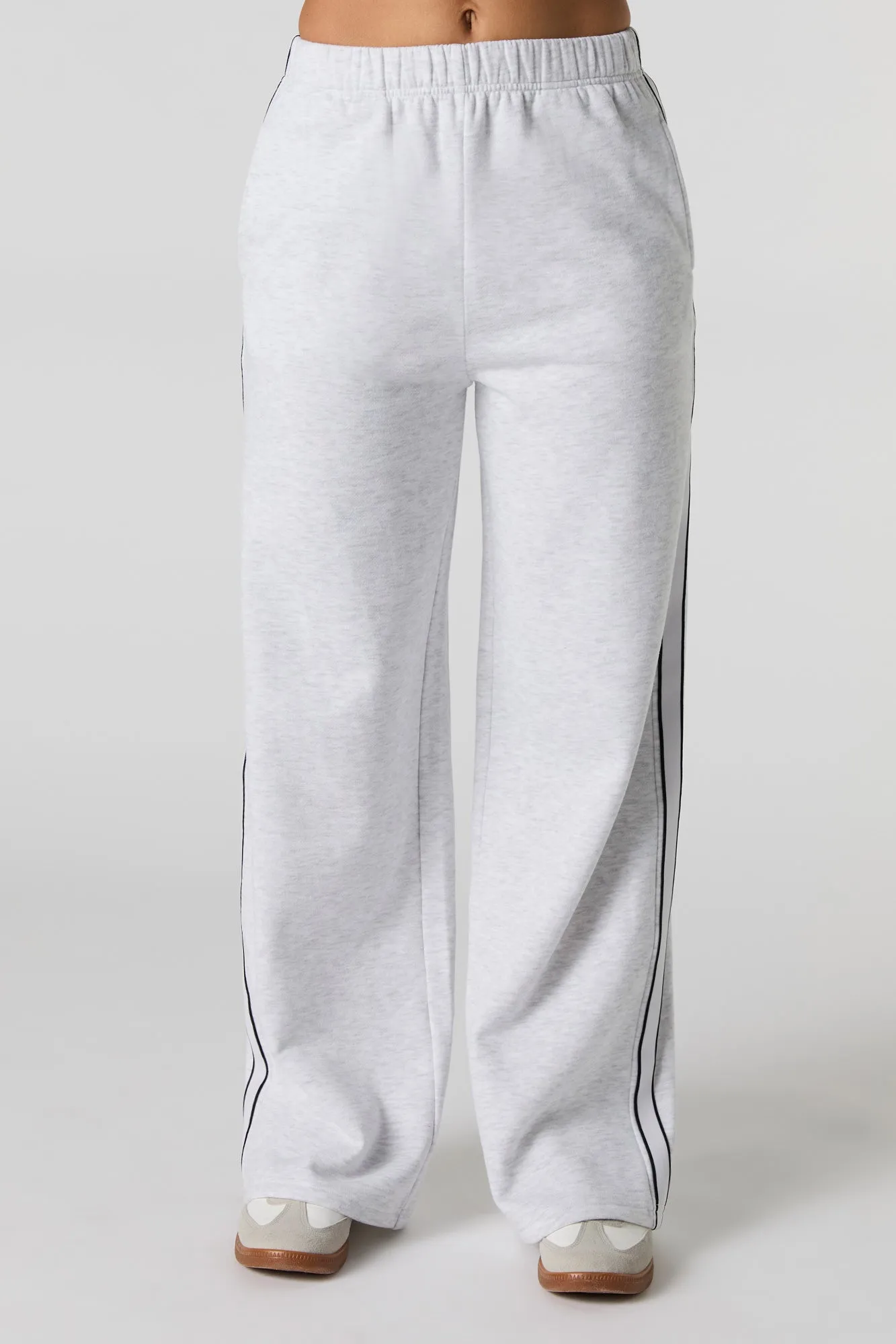 Active Fleece Wide Leg Sweatpant