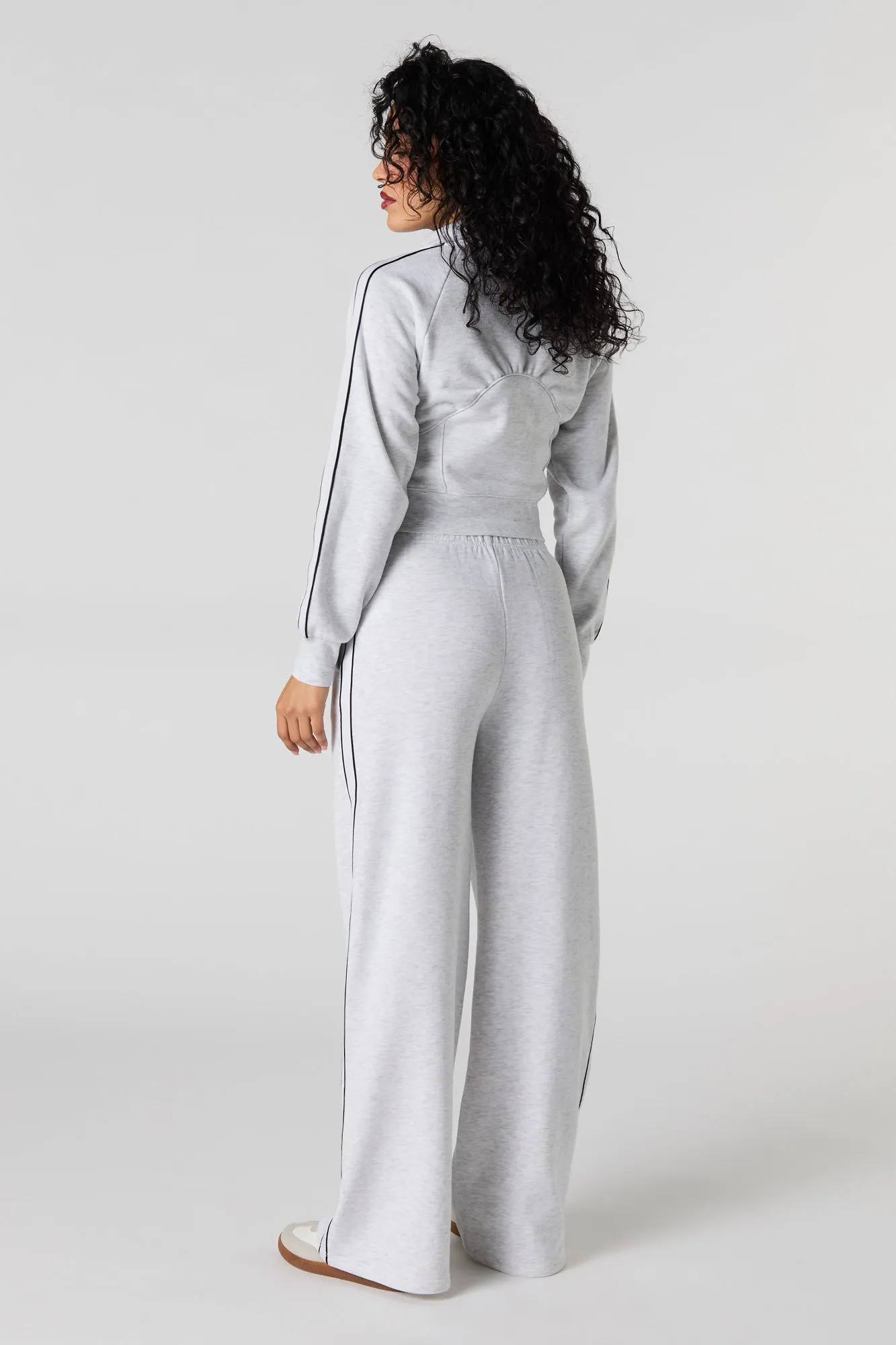 Active Fleece Wide Leg Sweatpant