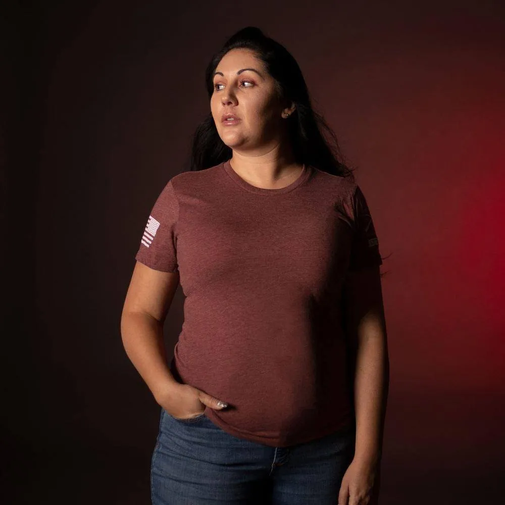 Club Member - Women's Basic Slim Fit T-Shirt - Heather Burgundy