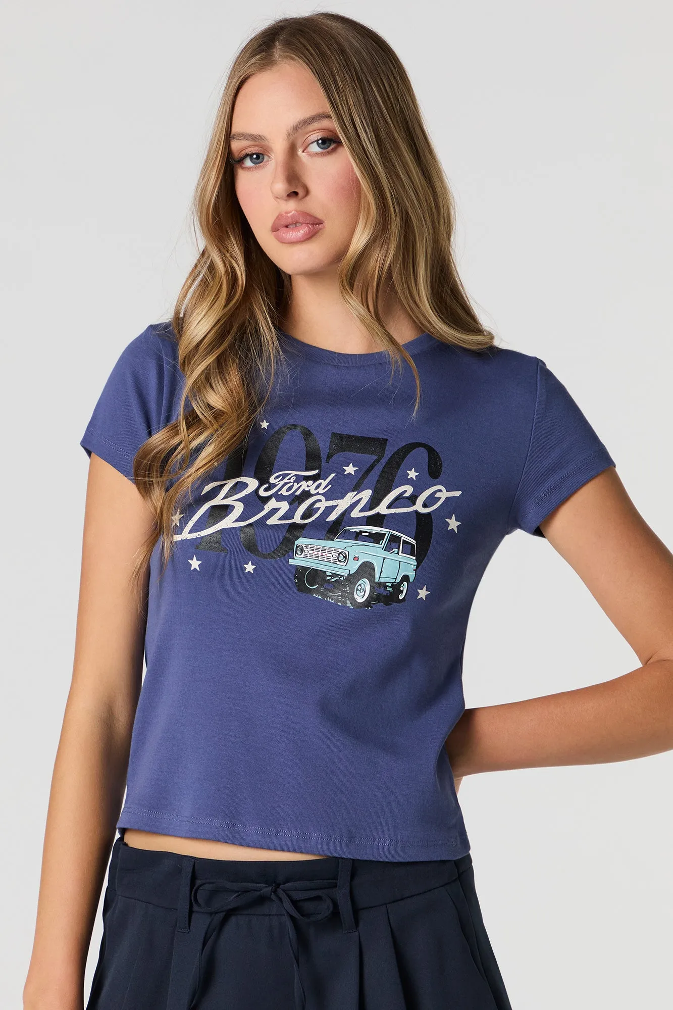 Ford Bronco 1976 Graphic Ribbed T-Shirt