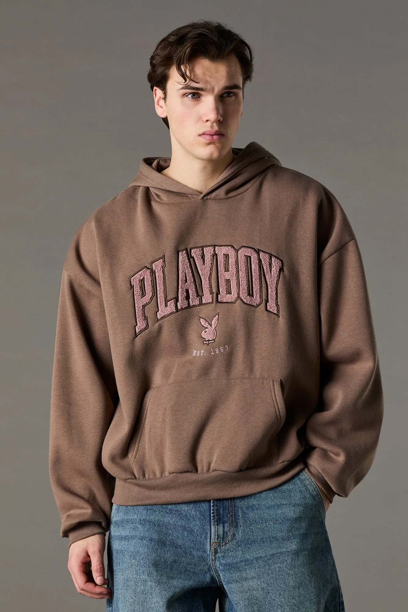 Haut à capuchon en molleton à broderie en chenille Playboy