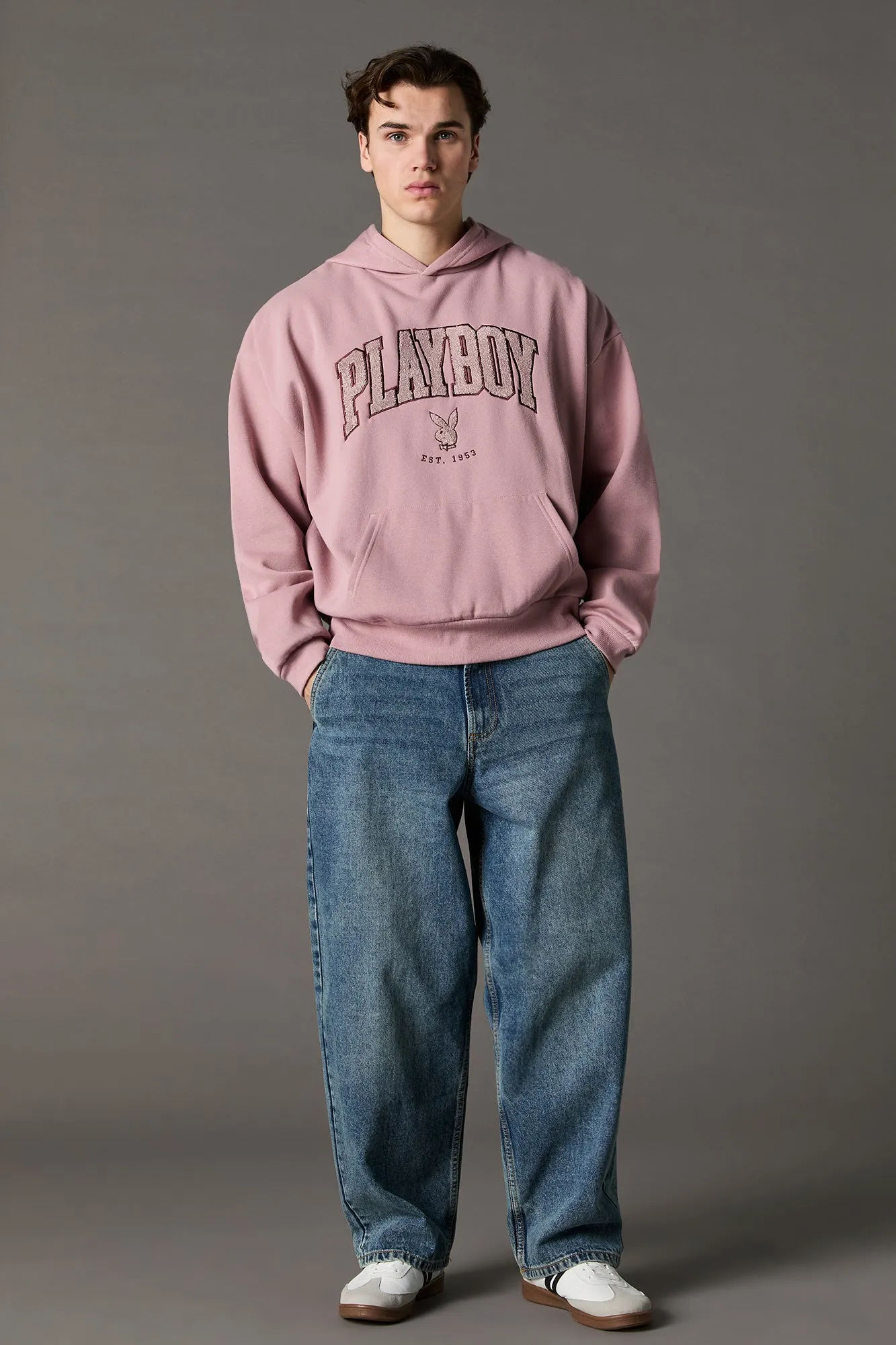 Haut à capuchon en molleton à broderie en chenille Playboy