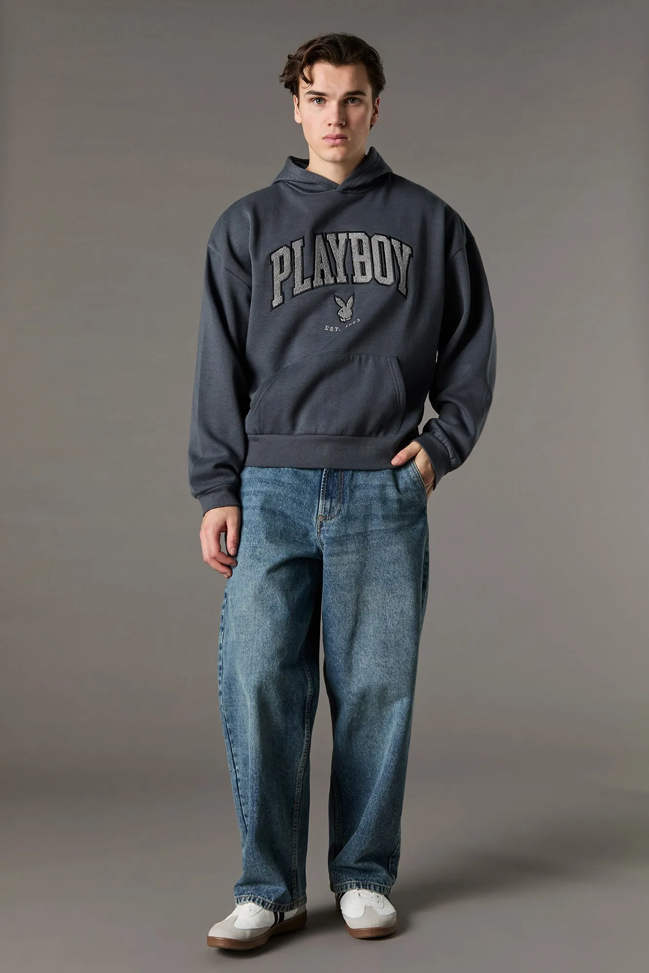 Haut à capuchon en molleton à broderie en chenille Playboy