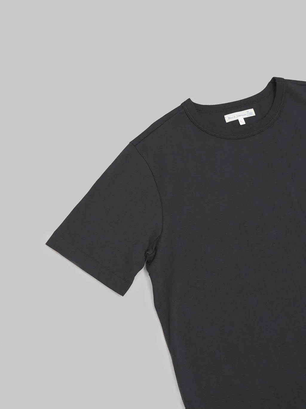 Merz b. Schwanen 214 2-Thread Heavyweight 7.2oz Crewneck Loopwheeled Relaxed Fit T-Shirt Charcoal