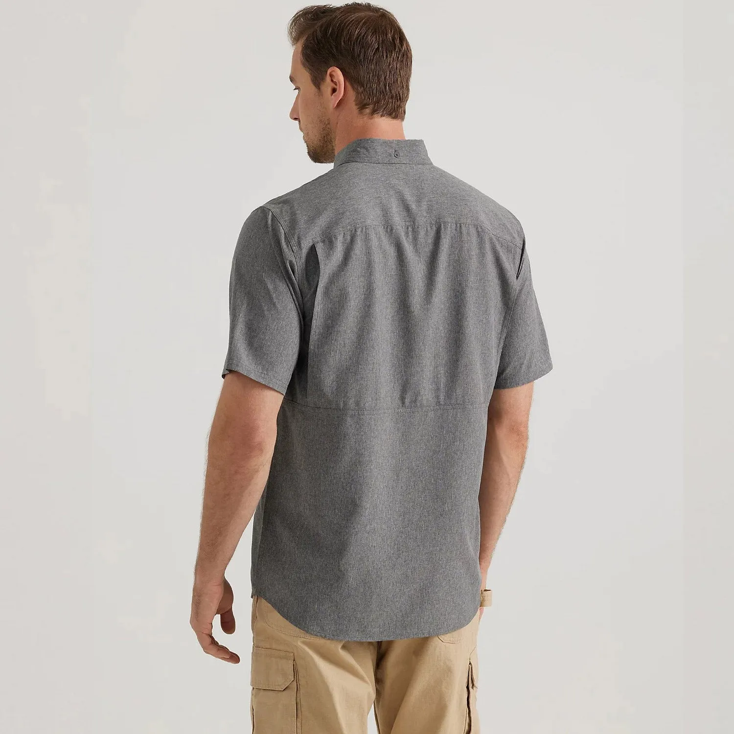 Wrangler® RIGGS® Men's Lightweight Moisture-Wicking Short Sleeve Work Shirt